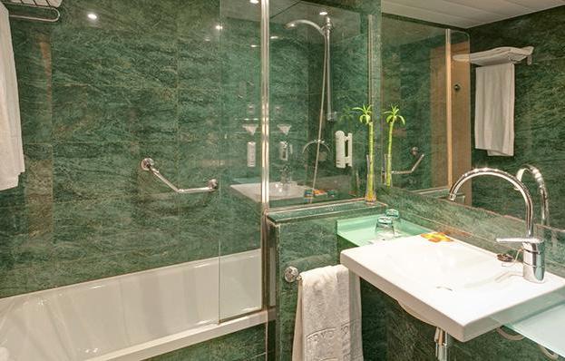 Tryp Port Cambrils 4* - смотреть фото 15 Отель Tryp Port Cambrils 4*, Коста Даурада - фото 15