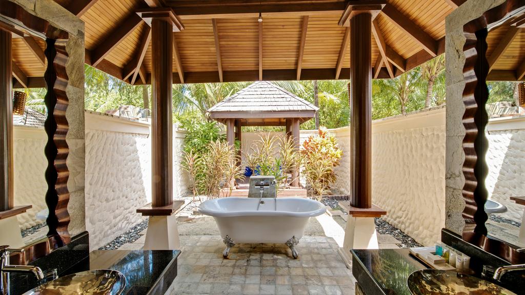 Olhuveli Beach & Spa Resort 5* * - смотреть фото 4 Отель Olhuveli Beach & Spa Resort 5* *, - фото 4