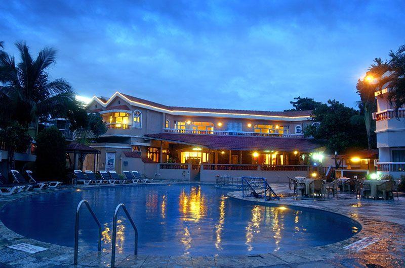Отель Whispering Palms Beach Resort 3*, ГОА северный - фото 1