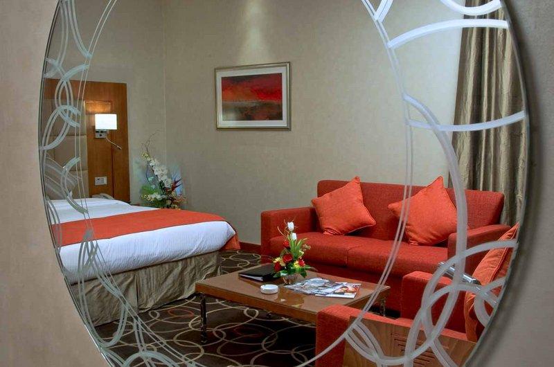 Отель Ramada Chelsea Hotel Al Barsha 4*, Дубаи - фото 12