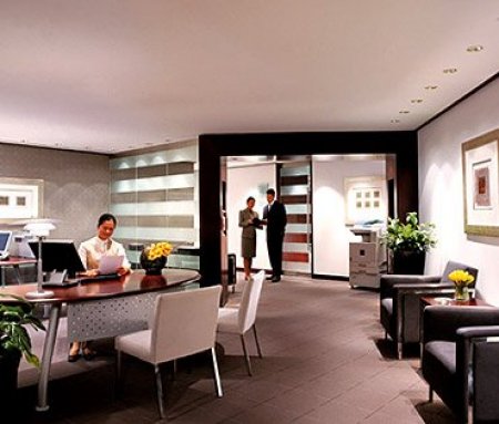 Отель Traders Hotel Qaryat Al Beri 4*,  - фото 9