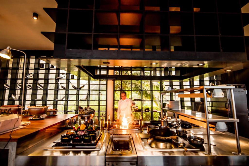 Отель Holiday Inn Resort Kandooma Maldives 5* *,  - фото 37
