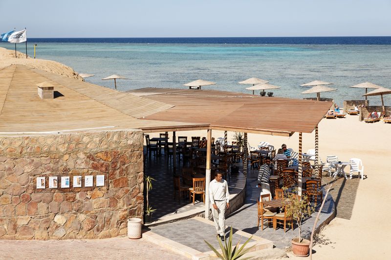 The Three Corners Fayrouz Plaza Beach Resort 5* - смотреть фото 9 Отель The Three Corners Fayrouz Plaza Beach Resort 5*, Марса Алам - фото 9