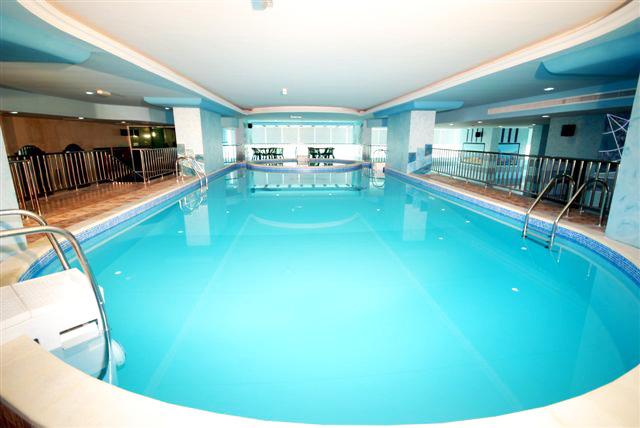 Al Bustan Tower Hotel Suites 3* - смотреть фото 4 Отель Al Bustan Tower Hotel Suites 3*, Шарджа - фото 4