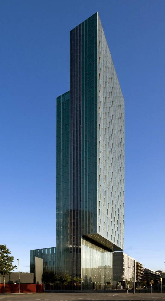 Melia Barcelona Sky (ex. Me Barcelona) 5* - смотреть фото 3 Отель Melia Barcelona Sky (ex. Me Barcelona) 5*, Барселона - фото 3