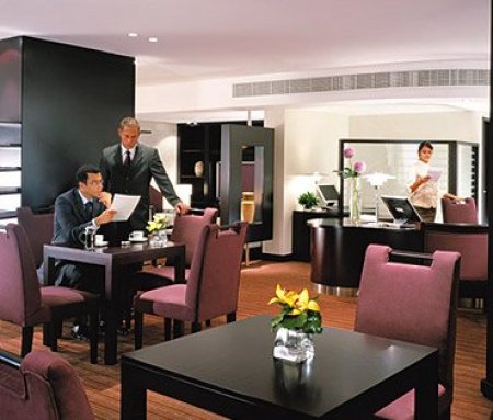 Отель Traders Hotel Qaryat Al Beri 4*,  - фото 6