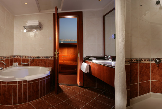 Le Meridien Mina Seyahi Beach Resort & Marina 5* - смотреть фото 12 Отель Le Meridien Mina Seyahi Beach Resort & Marina 5*, Дубаи - фото 12