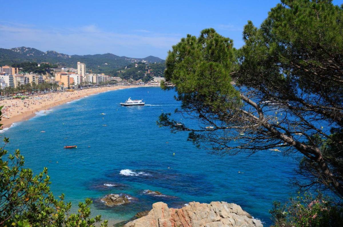 Отель Htop Secret Lloret De Mar 3*, Коста Брава - фото 1