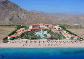 Горящие туры в отель Fujairah Rotana 5*+ Auris Plaza Hotel Al Barsha 5*,  