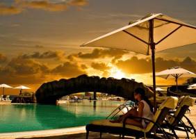 Горящие туры в отель Radisson Blu Fujairah 5*+ Marco Polo Hotel 4*,  ОАЭ