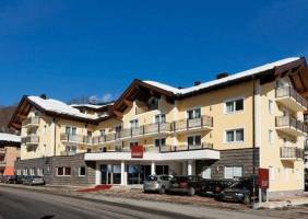 Горящие туры в отель Auwirt Hotel 3*, Заальбах, 