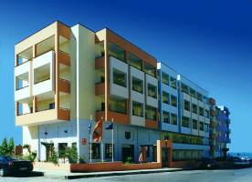 Отель Lefkoniko Bay – подобрать тур Горящие туры в отель Lefkoniko Bay 3*, о. Крит, Сингапур