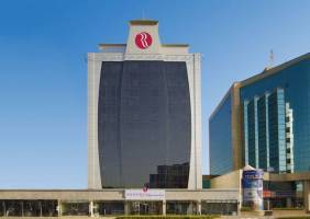 Отель Ramada Deira Hotel By Landmark – подобрать тур Горящие туры в отель Ramada Deira Hotel By Landmark 4*, Дубаи,