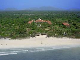 Горящие туры в отель Ramada Caravela Beach Resort 5*, ГОА южный, 