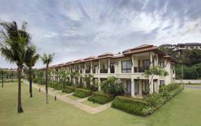 Отель Outrigger Laguna Phuket Resort & Villas – подобрать тур Горящие туры в отель Outrigger Laguna Phuket Resort & Villas 5*, Пхукет,